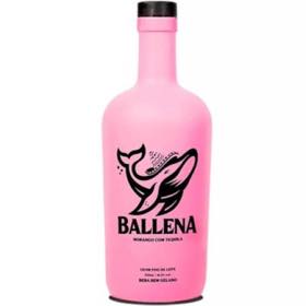 821 - Ballena Morango